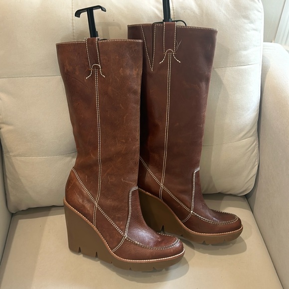 Michael Kors Shoes - Michael Kors brown leather boots  size 9 as pictured. No size stamp inside